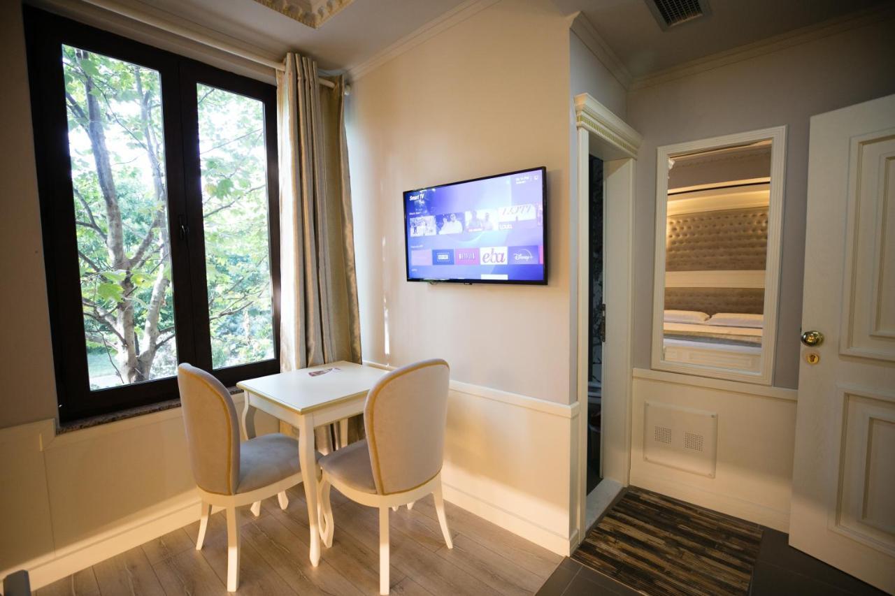 Hotel Lotus Tiranë Ngoại thất bức ảnh