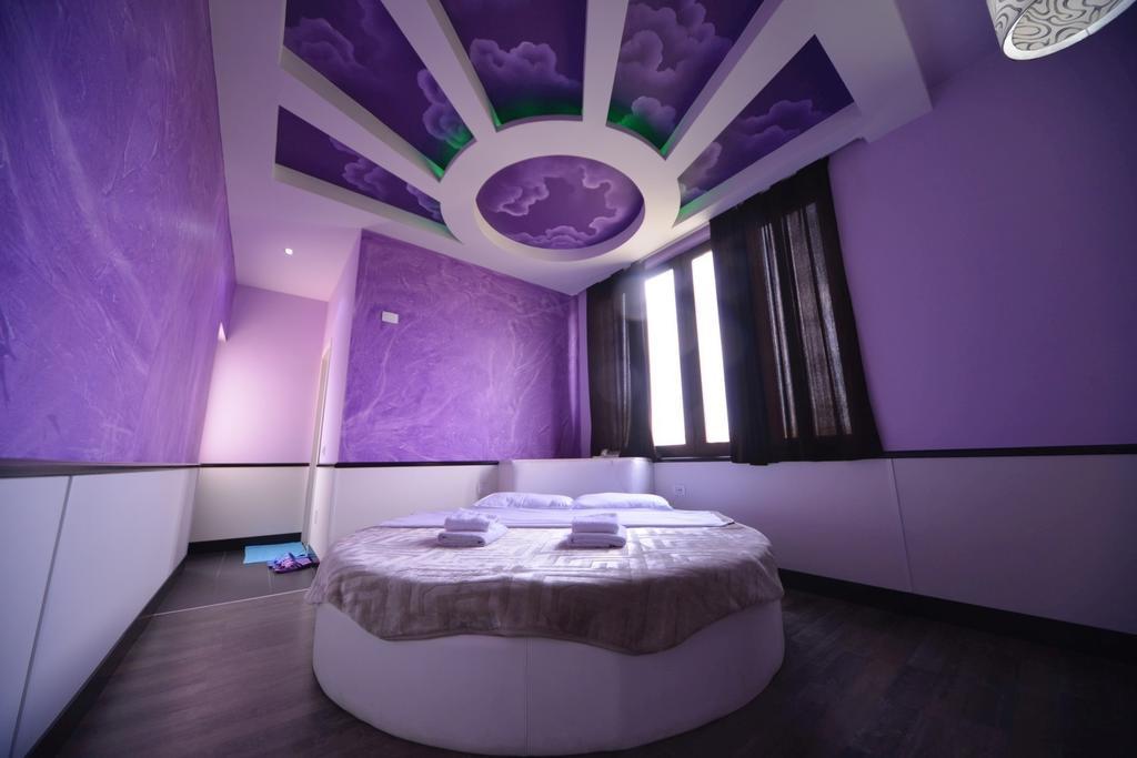 Hotel Lotus Tiranë Phòng bức ảnh